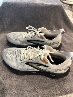 Brooks Men’s Glycerin Running Shoes - White, Black & Gold